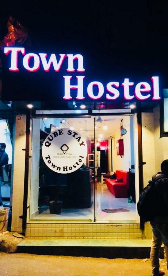 Town Hostel Mumbai - Ac Dormitory Eksteriør billede